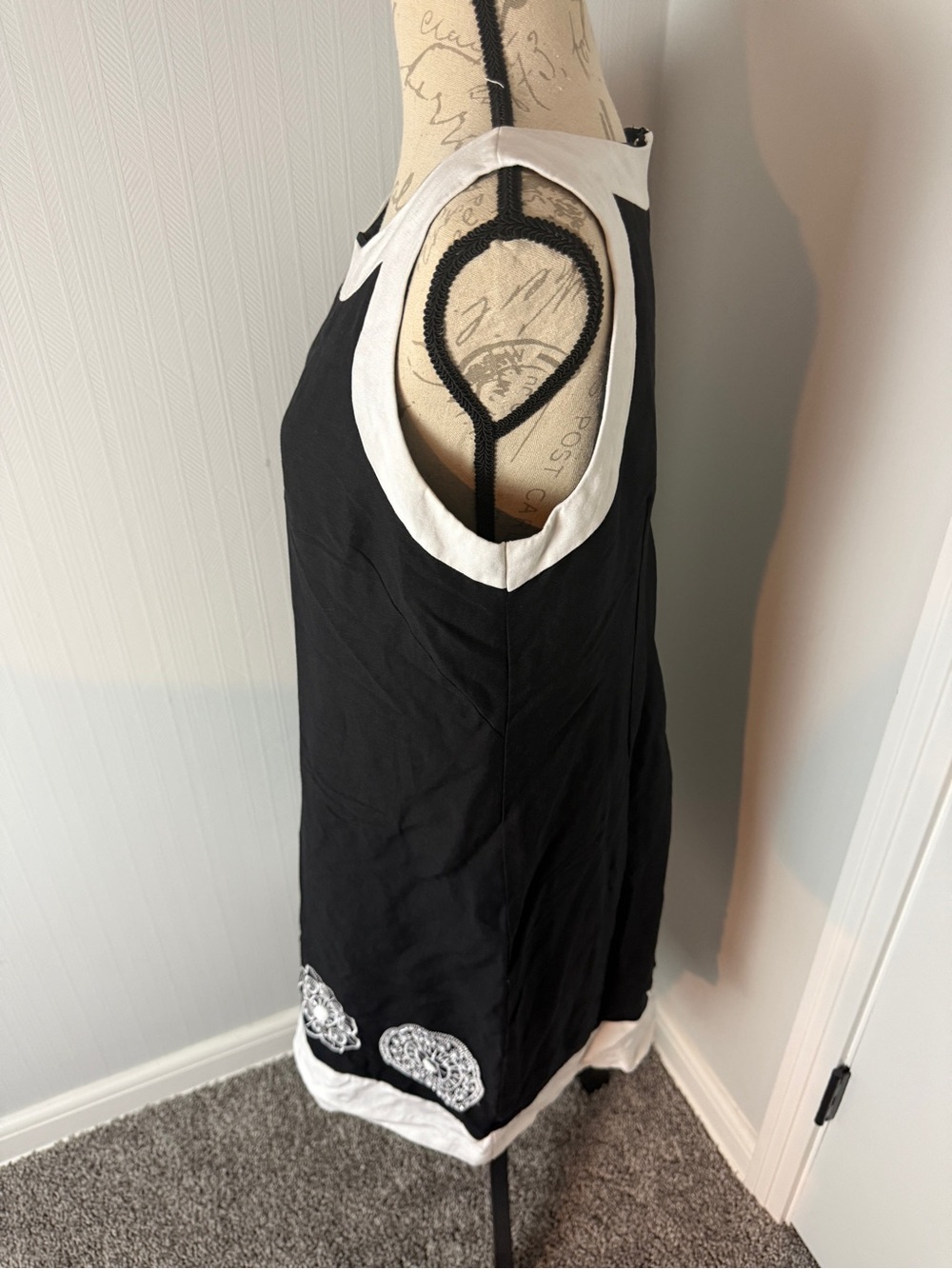 Jessica Howard Black Linen Blend Dress with White Bead embroidered size 14 - Picture 5 of 9
